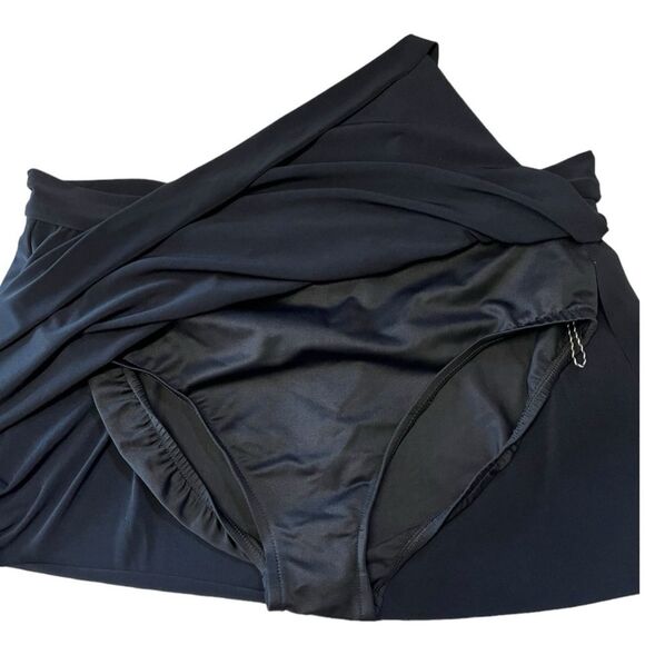 NWOT Magicsuit | Plus Size Jersey Tennis Skirt Swim Bottom Black Skort 14 - Picture 6 of 10